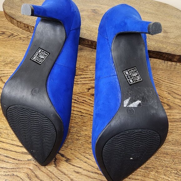 NWOB Blue Faux Suede Stiletto Heels Size 8/8.5 - Picture 10 of 10